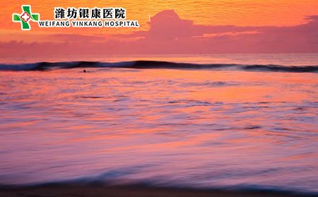 那些因素导致湿疹的出现?湿疹的危害有哪些?